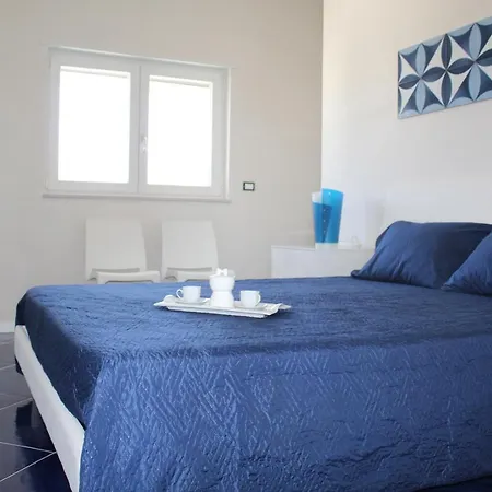 Apartamento In Piscina Casa Vacanze